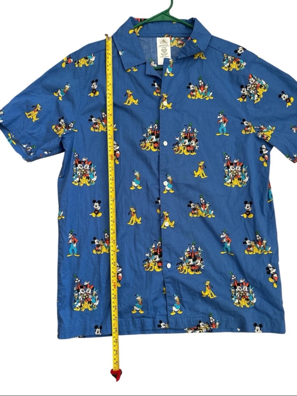 Disney Blue Short-Sleeve Button-Up Shirt with Mickey & Friends Print New - Picture 6 of 7